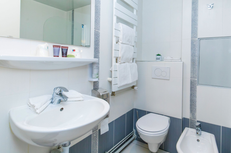 Bathroom 4, Hotel de Paris Montparnasse, Paris
