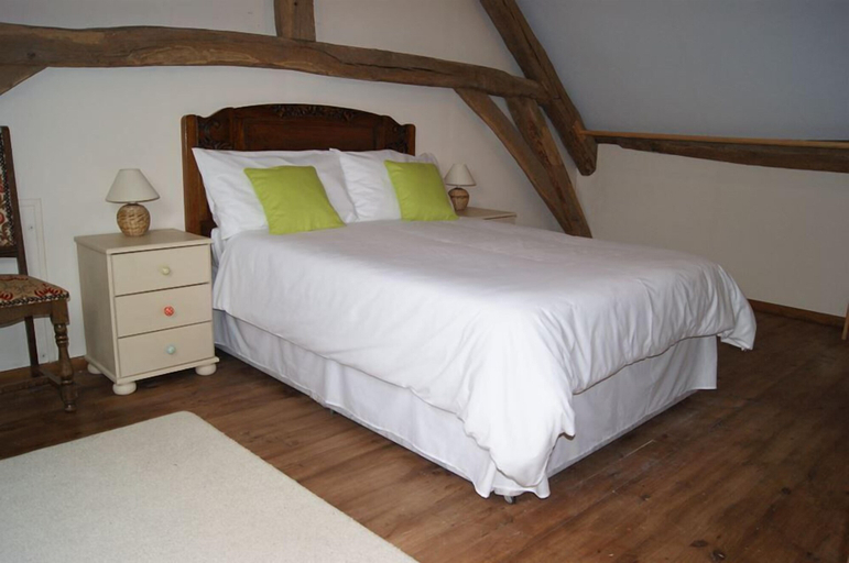 Bedroom 2, Gîtes de Campagne, Creuse