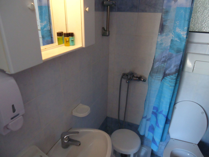 Bathroom 5, Pension Margarita, Thessaly