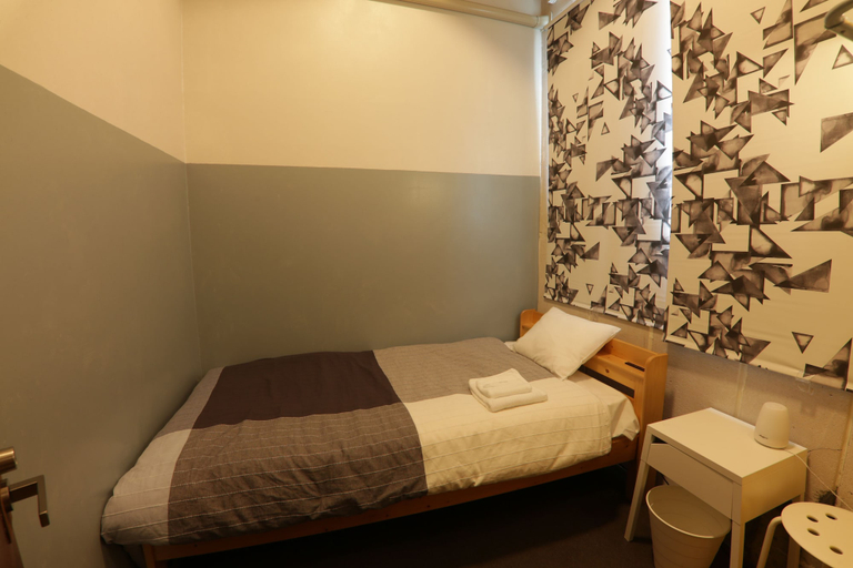 Bedroom 2, fan ABURATSU Sports Bar & Hostel, Nichinan