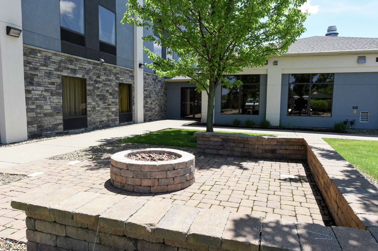 Hampton Inn Youngstown-North, Trumbull