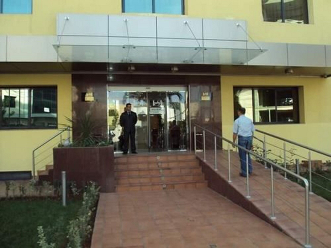 Exterior & Views 2, Hotel Sweet, Rouiba