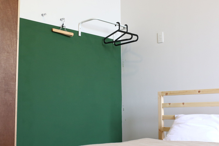 Bedroom 4, fan ABURATSU Sports Bar & Hostel, Nichinan