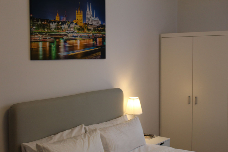 Bedroom 5, City Apartments in Köln am Rheingarten, Köln