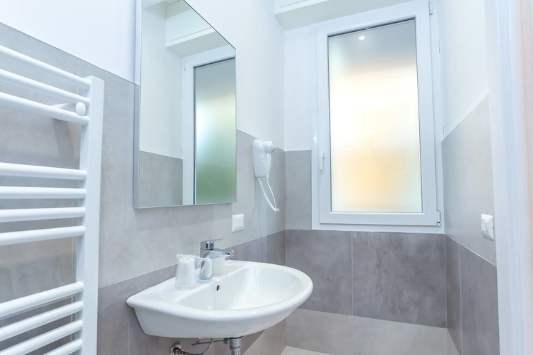 Bathroom 5, Hotel Tourist Meuble, Rimini