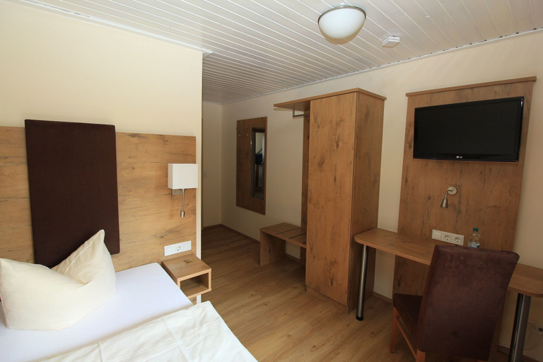 Bedroom 4, Waldhotel Albachmuehle, Trier-Saarburg