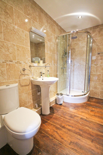 Bathroom 3, Penralley House B&B, Powys