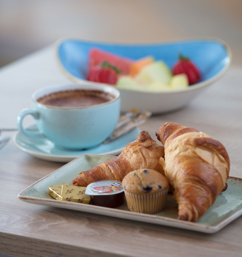 Food & Drinks 5, Hampton by Hilton Exeter Airport, Devon