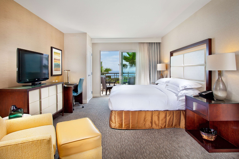 Bedroom 4, Cape Rey Carlsbad Beach, a Hilton Resort & Spa, San Diego