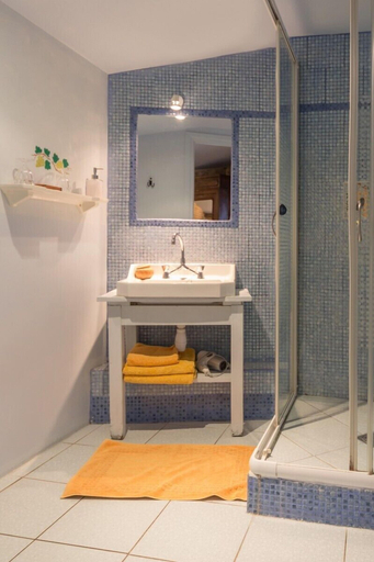 Bathroom 5, Chambres d'hôtes - Topaze, Loire-Atlantique