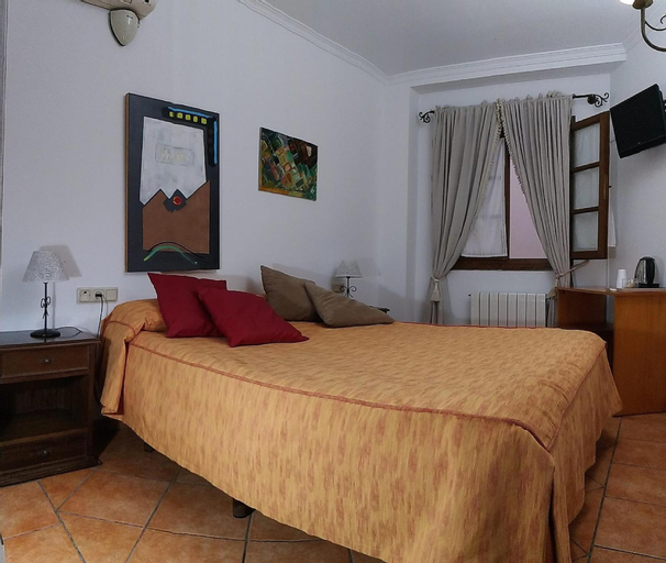 Bedroom 4, Morales, Málaga