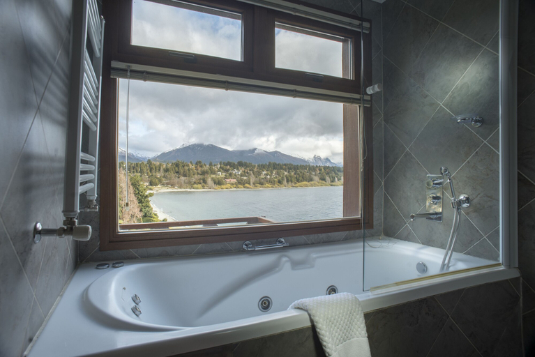 Bathroom 5, Charming Residences & Suites with Private Spa, Bariloche