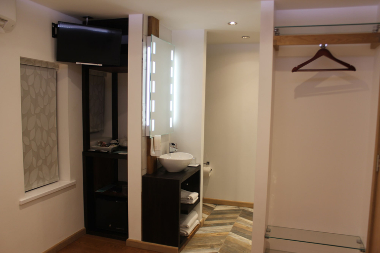 Bathroom 4, RIOSHOUSE Henley, Oxfordshire