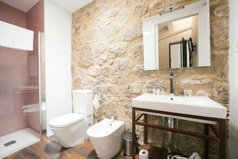 Bathroom 4, La Albacara, Cuenca