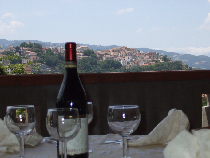 Food & Drinks 5, Hotel Supersonik, Cosenza