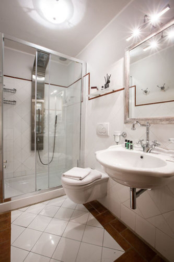 Bathroom 4, Hotel Burchianti, Florence