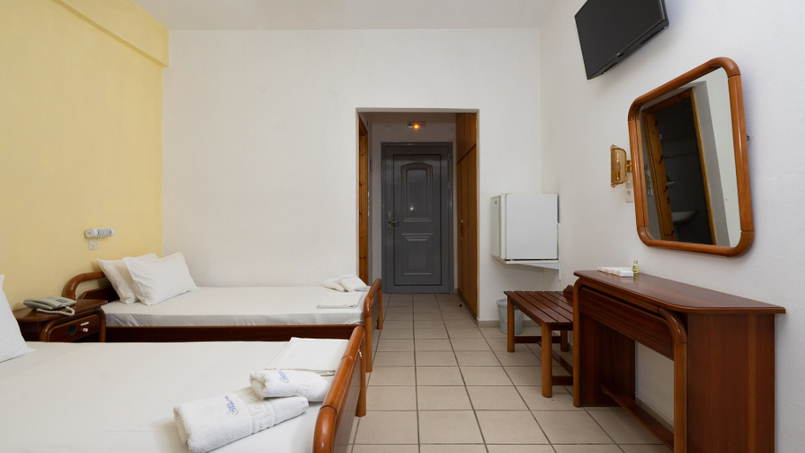 Bedroom 3, Kardamili Beach Hotel, Peloponnese