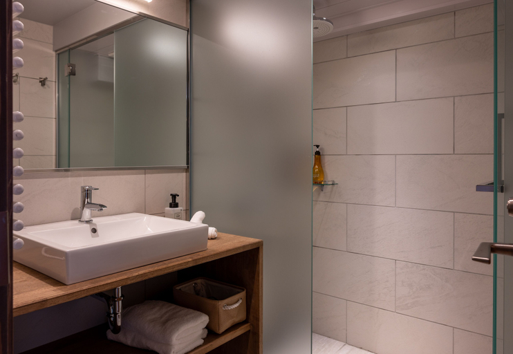 Bathroom 3, Kawamotoya, Nozawaonsen