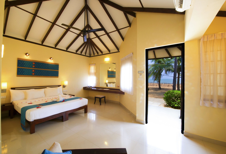 Bedroom 3, Club Hotel Dolphin, Wennappuwa