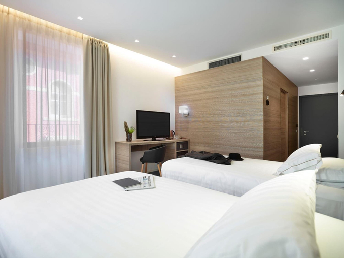 Bedroom 4, Boutique hotel touring, Verona