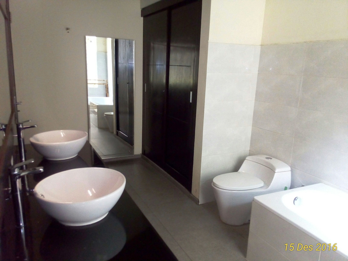 Bathroom 3, Dawas Villa, Badung