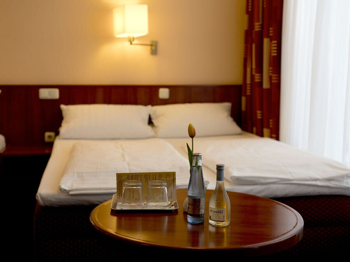 Bedroom 4, Hotel Cabo, Hamburg