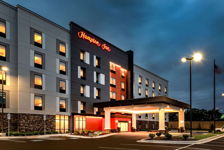 Exterior & Views 1, Hampton Inn Baltimore Bayview Campus, Baltimore