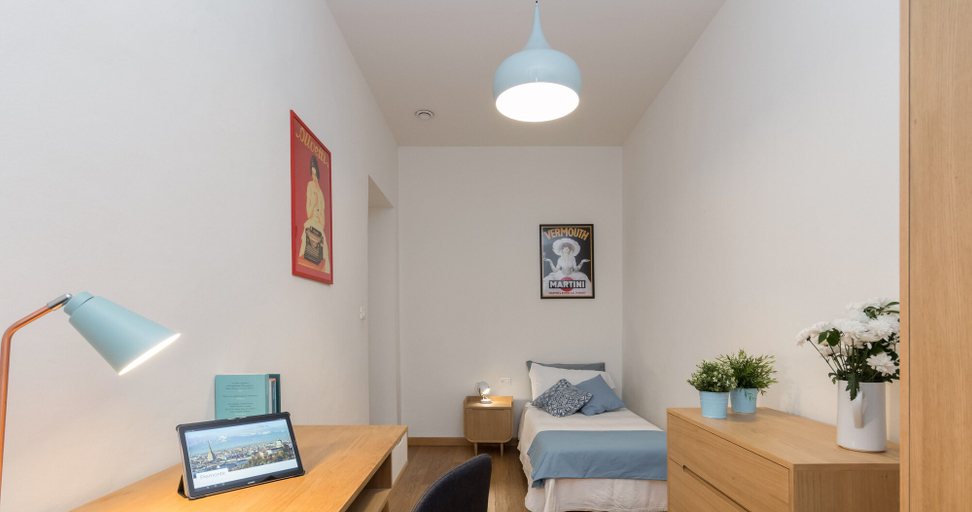 Others 5, All'Ombra del Grattacielo by Wonderful Italy, Torino