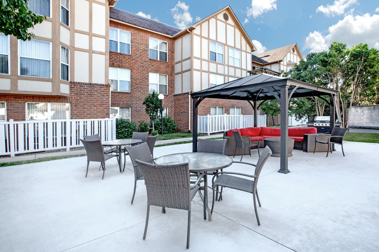 Others 5, Birch Hill Suites Detroit, Macomb