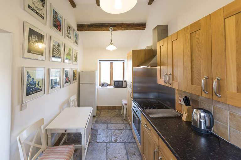 Others 5, Whitley Coach House, Wiltshire