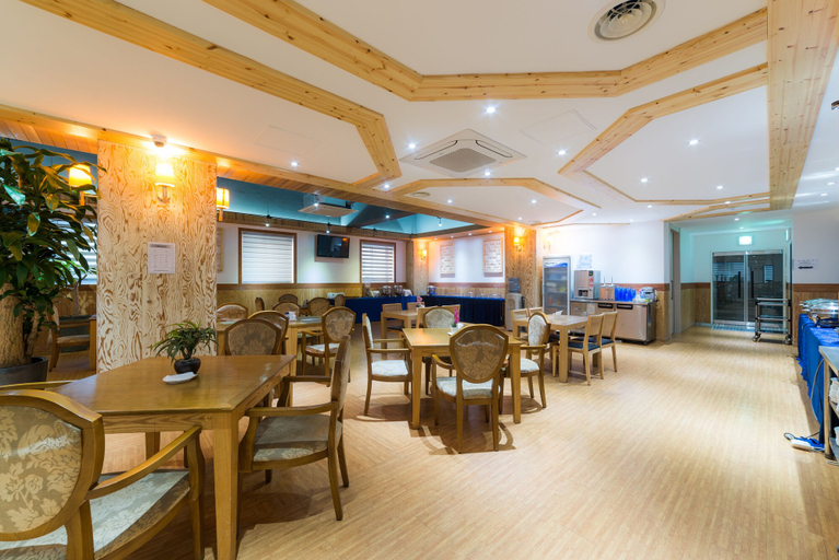 Food & Drinks 5, Reborn Suwon Silkroad Hotel, Suwon