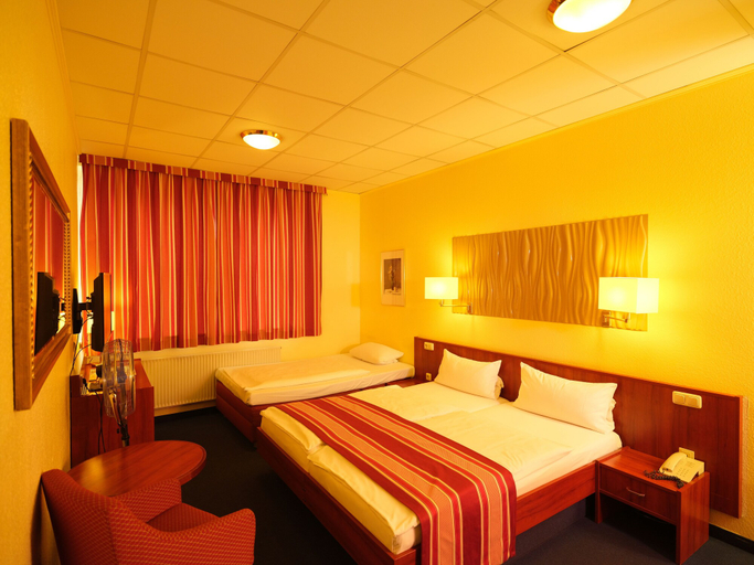 Bedroom 3, Hotel Cabo, Hamburg