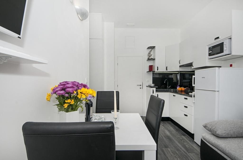 Others 5, Apartment Mihaela, Split