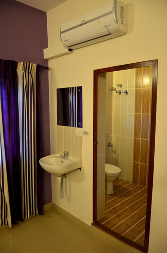 Bathroom, Garima of Mandrem, North Goa