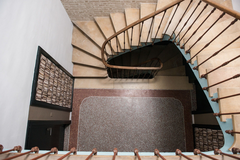 Others 5, Les Suites du 17, Gard