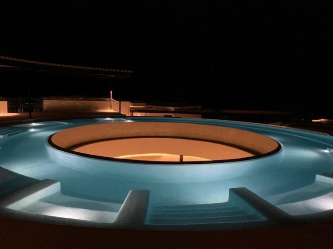 Sport & Beauty 3, Loveboat Penthouse Studio With Private Splash Pool – PENTHOUSE 5 B – By Salt-Kisses, Cozumel