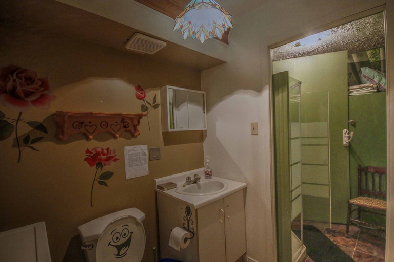 Bathroom 3, Maison de vacances canadienne Quebec, Communauté-Urbaine-de-Québec