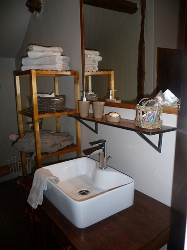 Bathroom 5, Maison d'hôtes de La Boissière, Tarn
