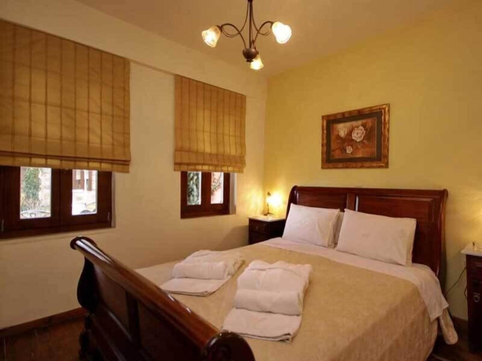 Bedroom 3, Menalia Villas & Suites, Peloponnese