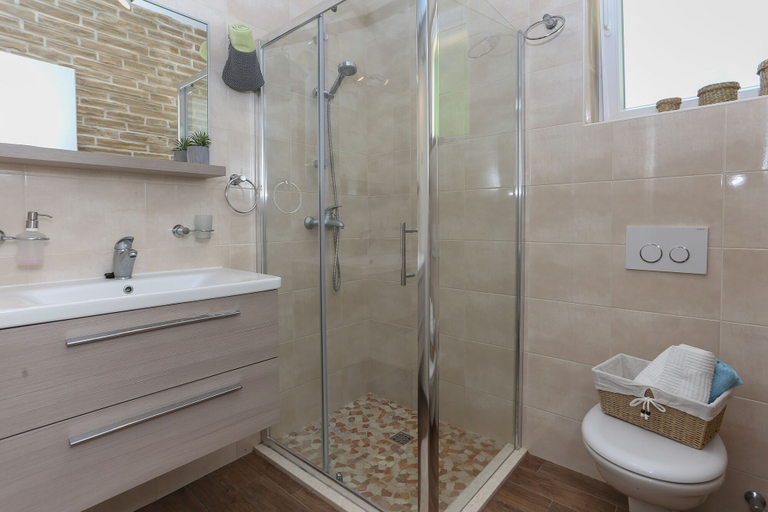 Bathroom 4, Apartments Bruno, Trogir