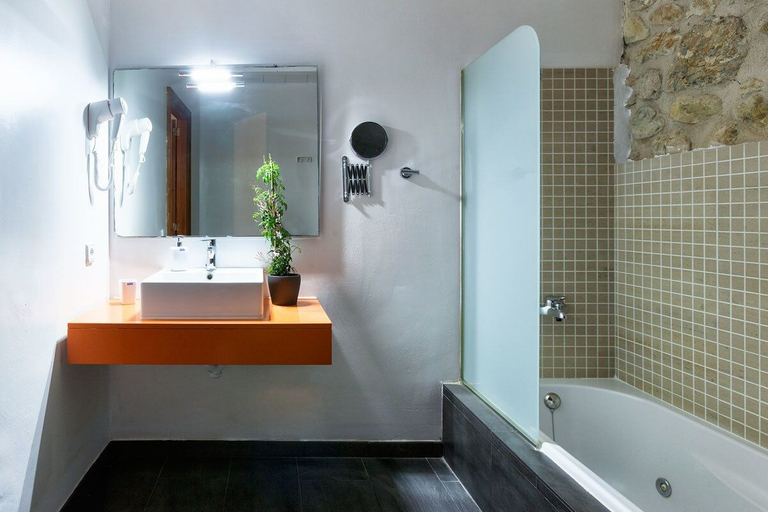 Bathroom 4, Hotel Can Riera, Baleares