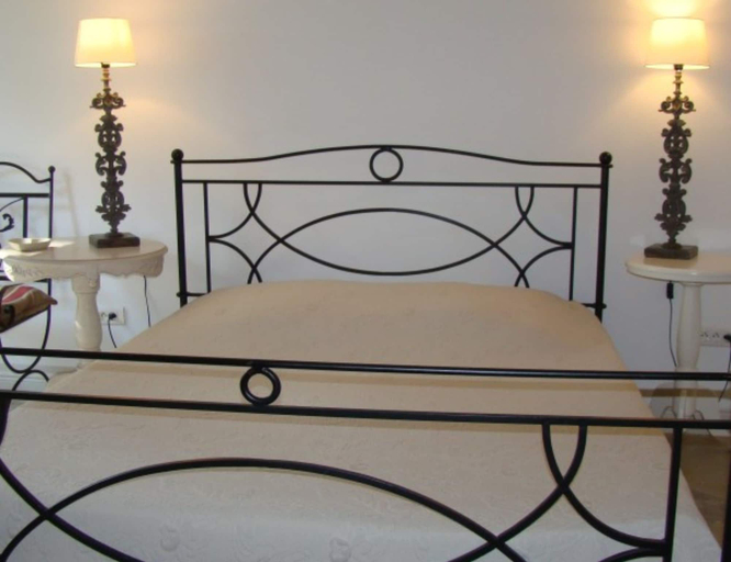 Bedroom 3, Lou Ventoulet, Bouches-du-Rhône