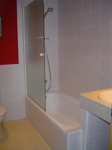 Bathroom 4, Balneario de Almeida La Dama Verde, Zamora