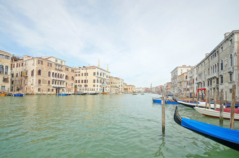 Exterior & Views 2, DolceVita Apartments N. 386, Venezia
