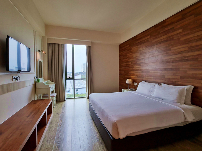 Bedroom 8