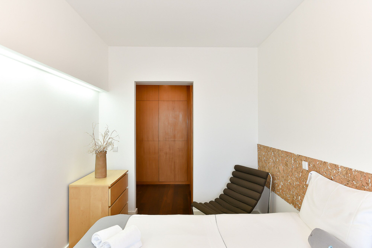 Bedroom 2, Feel Porto Panoramic Townhouse, Porto
