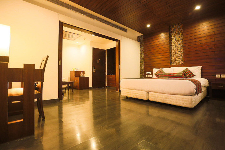 Bedroom 2, Hotel Icon, Chandigarh