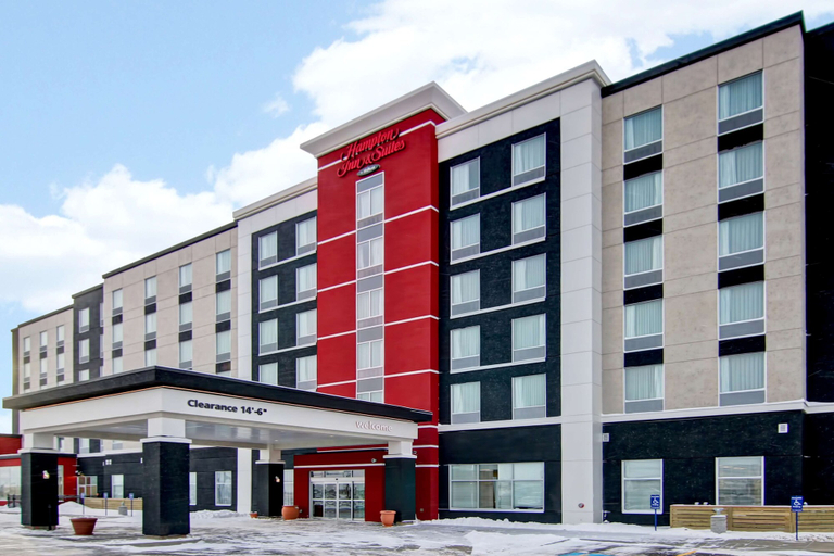 Exterior & Views 2, Hampton Inn & Suites by Hilton Grande Prairie, Division No. 19