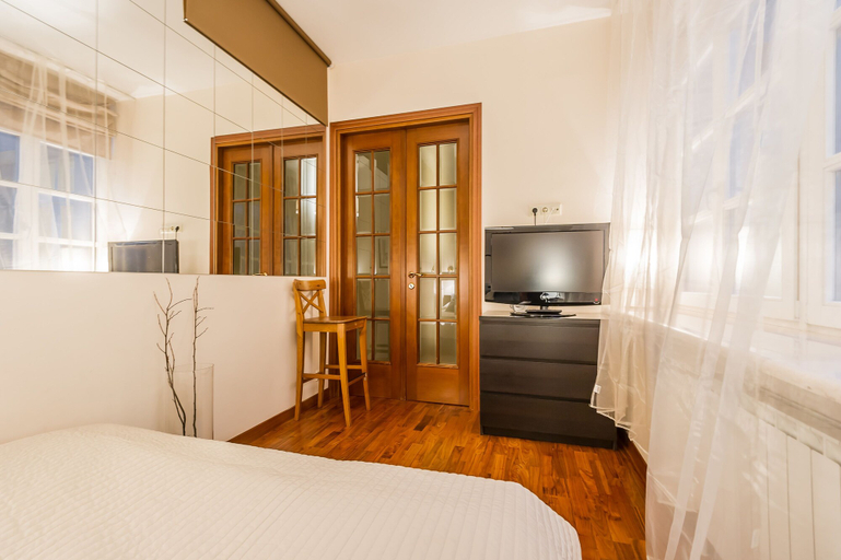 Bedroom 3, GM Apartment Serafimovicha 2, Central