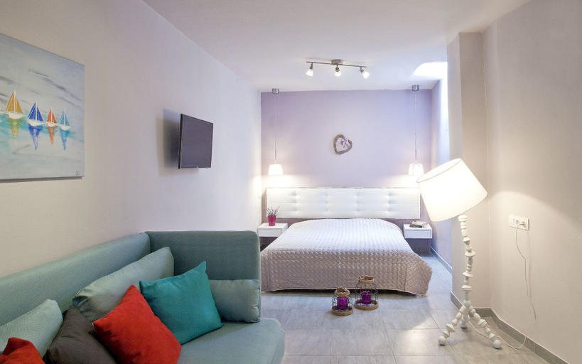 Bedroom 3, Summer Time, South Aegean